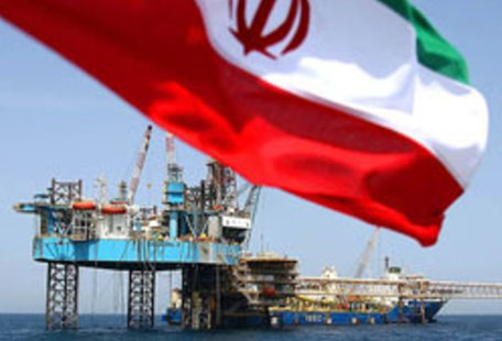 سقوط قیمت نفت ایران