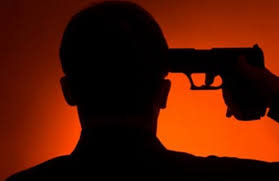 خودکشی مسلحانه پلیس در فرمانداری فیروزآباد