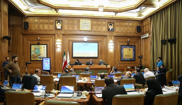 روز دست رد اعضا به یک لایحه و طرح/ کلیات لایحه اصلاح ساختار سازمانی شهرداری تهران رای مثبت نگرفت
