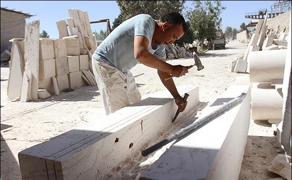 آفت خام‌فروشی در صنعت سنگ ایران