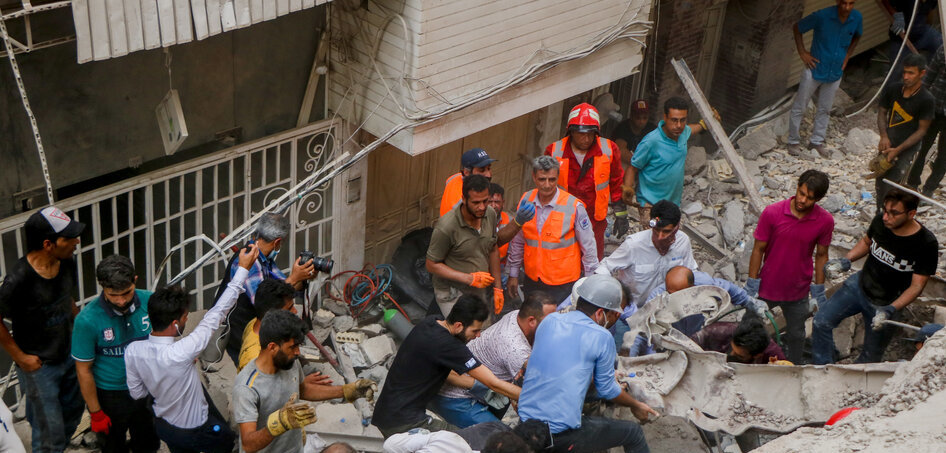 آمار قربانیان حادثه آبادان به ۱۱ تن رسید + فیلم