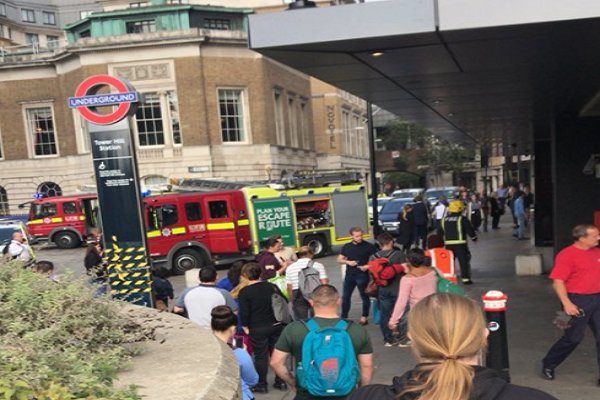 انفجار در یک ایستگاه مترو در لندن