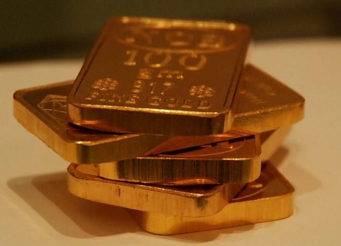 طلا در مسیر ریسک کاهش قیمت قرار گرفت