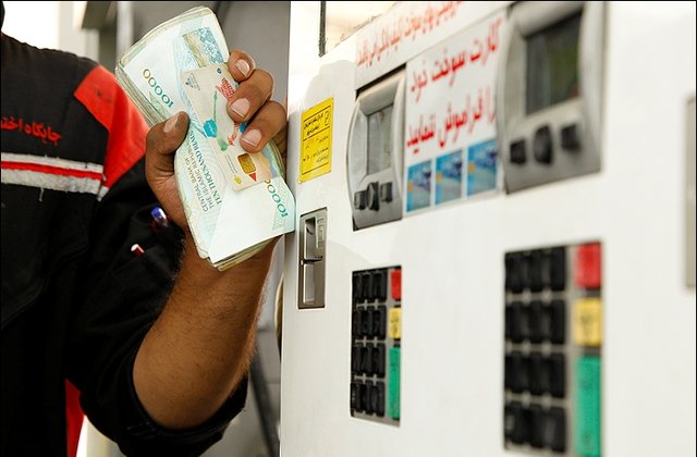افزایش قیمت بنزین در کمیسیون انرژی رای نیاورد