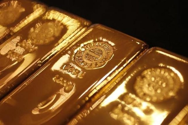 عقب‌نشینی طلا در بازار جهانی