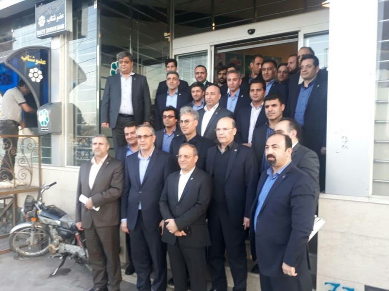  بازدید مدیرعامل بانک توسعه تعاون از طرح‌های اقتصادی استان اصفهان 