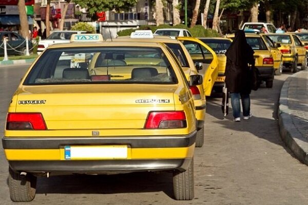 خداحافظی تاکسی‌ های کرج با پول کاغذی