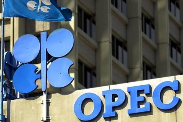 اوپک: تولید نفت ایران به روزانه ۳ میلیون و ۸۱۴ بشکه رسید