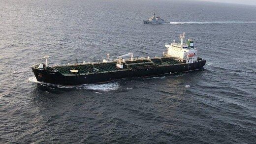 ادامه صادرات بنزین ایران به ونزوئلا