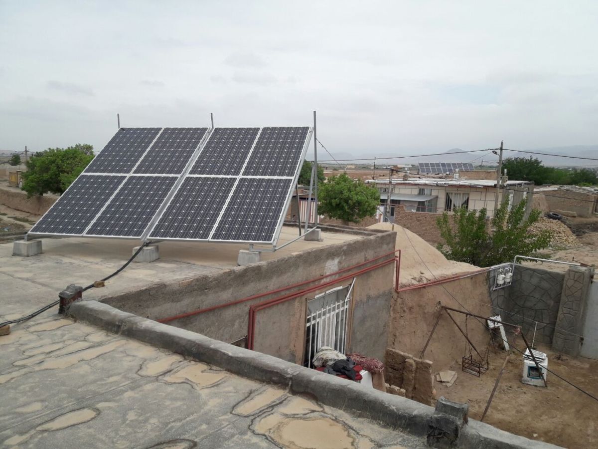 ۲۵هزار خانوار عشایری از پنل خورشیدی برخوردار می‌شوند