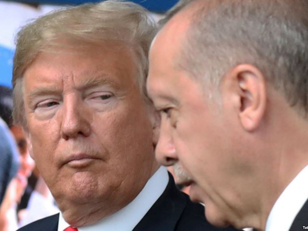  ترامپ کشیش زندانی در ترکیه را گروگان خواند