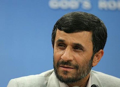 احمدی‌نژاد به "جنت آباد" رفت