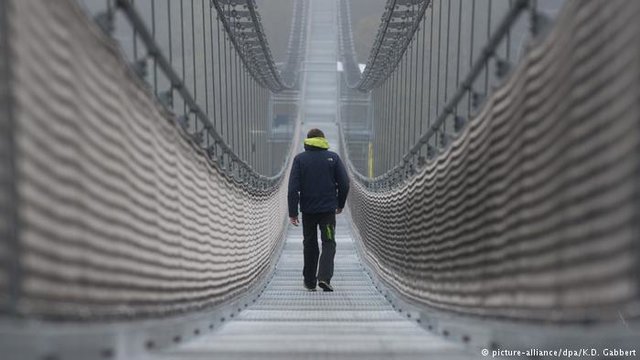 افتتاح طولانی‌ترین پل معلق جهان در آلمان +عکس