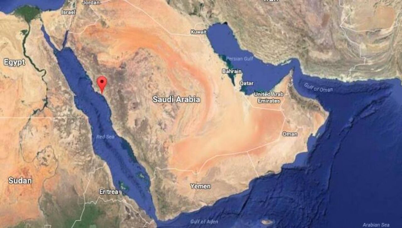 عربستان: یک قایق انتحاری را منفجر کردیم