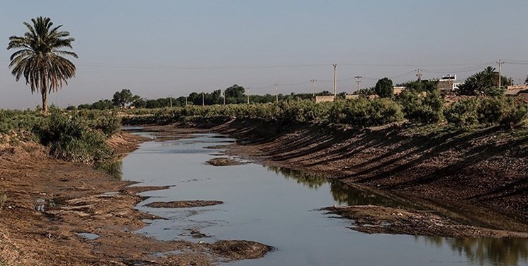 جور بیکاری و تحریم ها در خوزستان روی شانه های آب