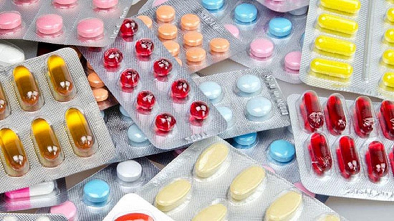 هشدار! فروش دارو‌های فاسد به جای داروی کرونا