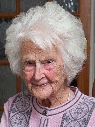 مسن‌ترین بریتانیایی از دنیا رفت +تصاویر