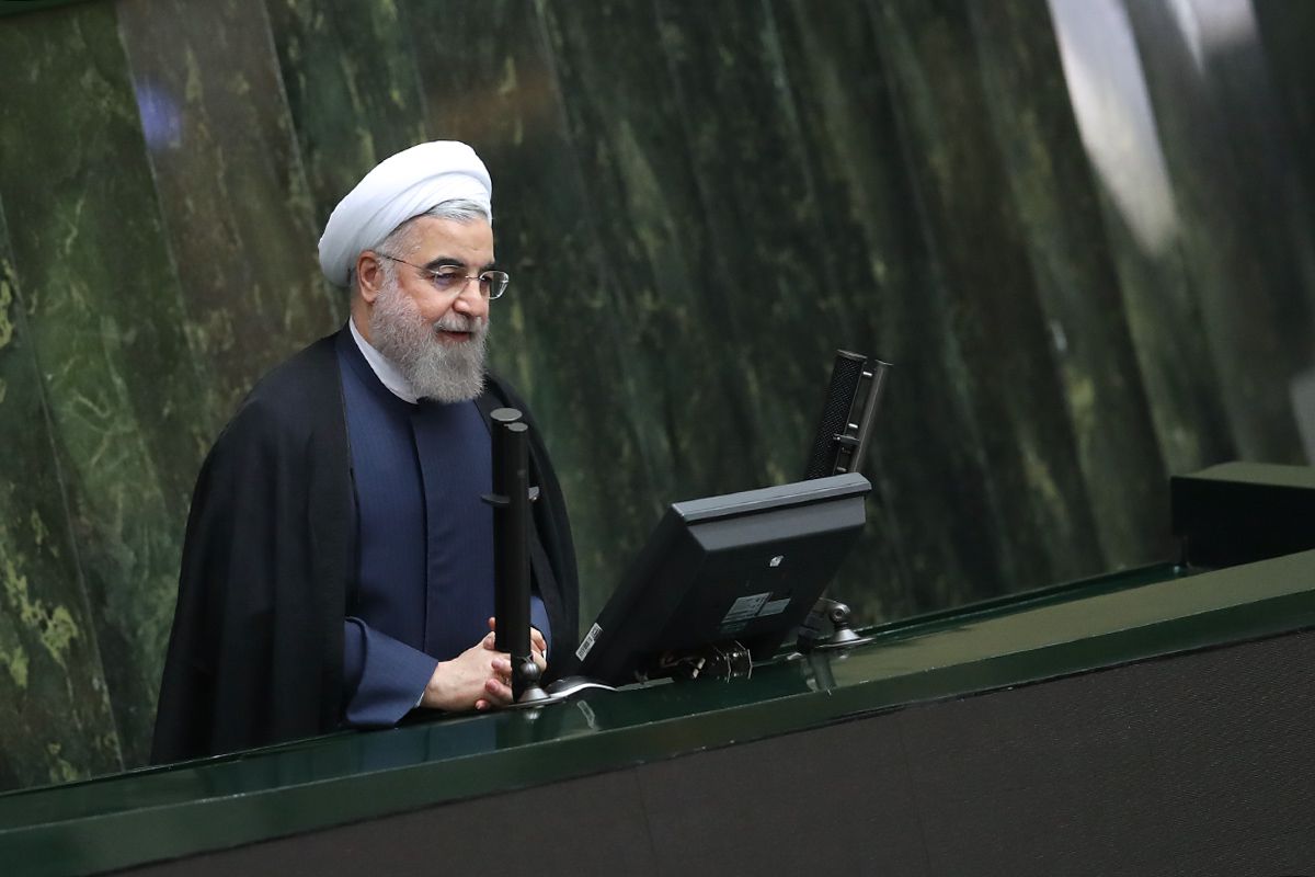 روحانی پس از دیدار با رهبر انقلاب به مجلس می‌رود