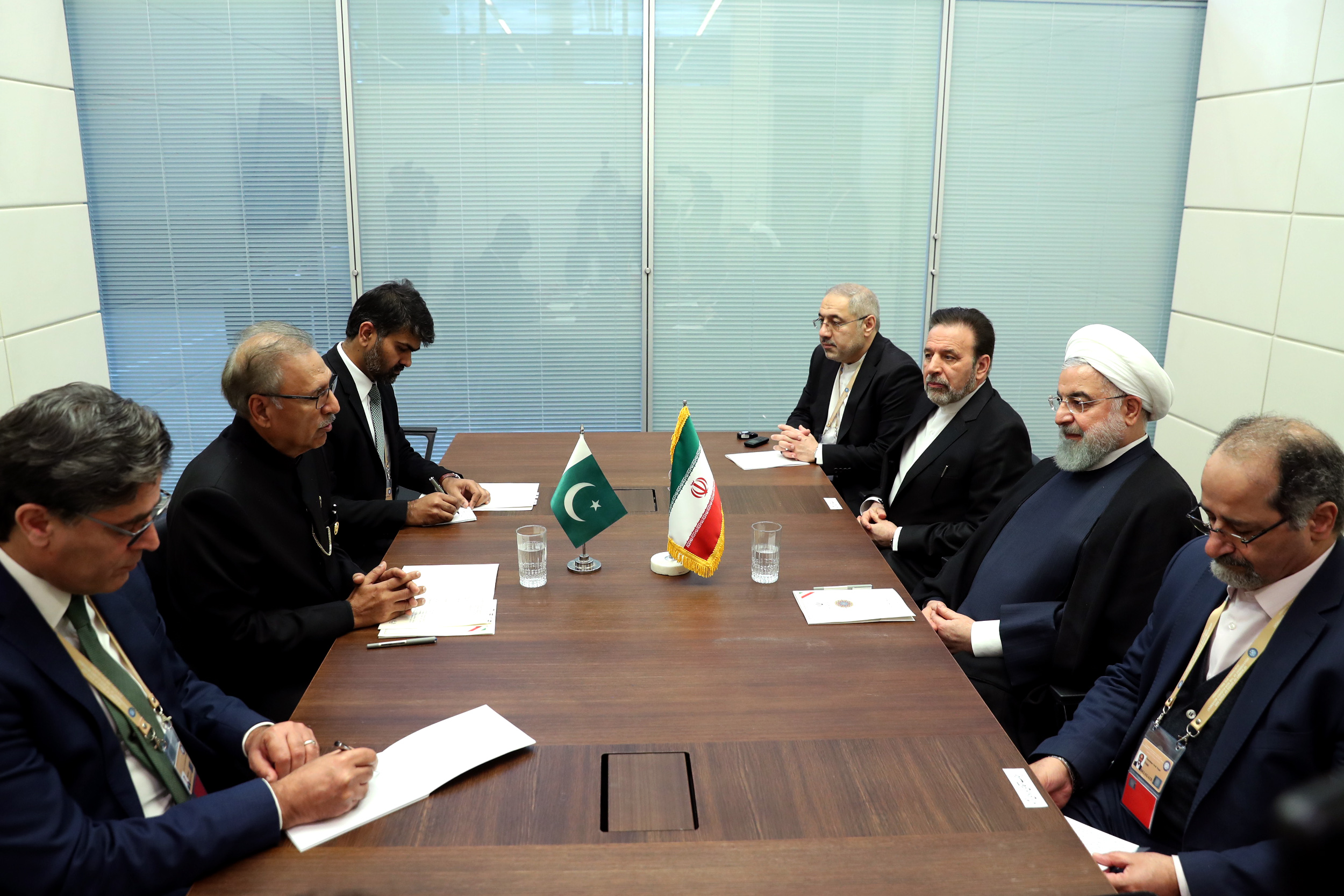 روحانی در دیدار رئیس جمهور پاکستان +تصاویر