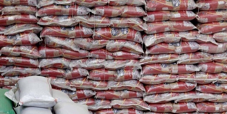 احتمال آزادسازی برنج های مانده در گمرک از امروز / برنج ها پیش فروش شده اند