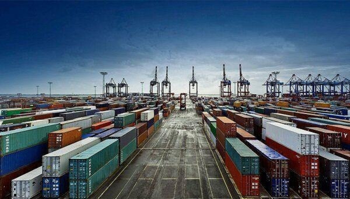 واردات و صادرات تهاتری کالا کلید خورد/ ۴میلیون تن کالای اساسی آماده ترخیص از گمرک‌های کشور است