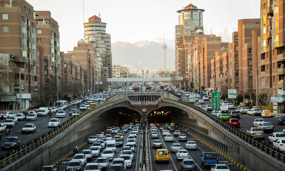 ترافیک در کدام محورهای تهران سنگین است؟