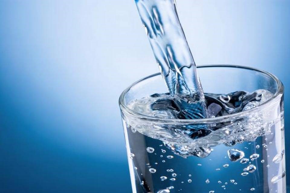 فواید نوشیدن منظم آب