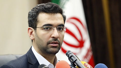 آذری جهرمی: اشد مجازات برای سوء‌استفاده‌کنندگان