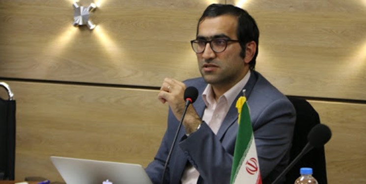 ضرورت ایجاد درآمد پایه برای ایرانیان و توقف قاچاق انرژی
