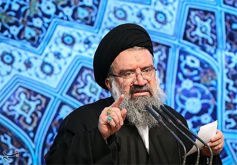 خطیب نماز جمعه تهران: تهمت زدن به نظام اسلامی حرام است/ اعتراض غیر از اغتشاش است