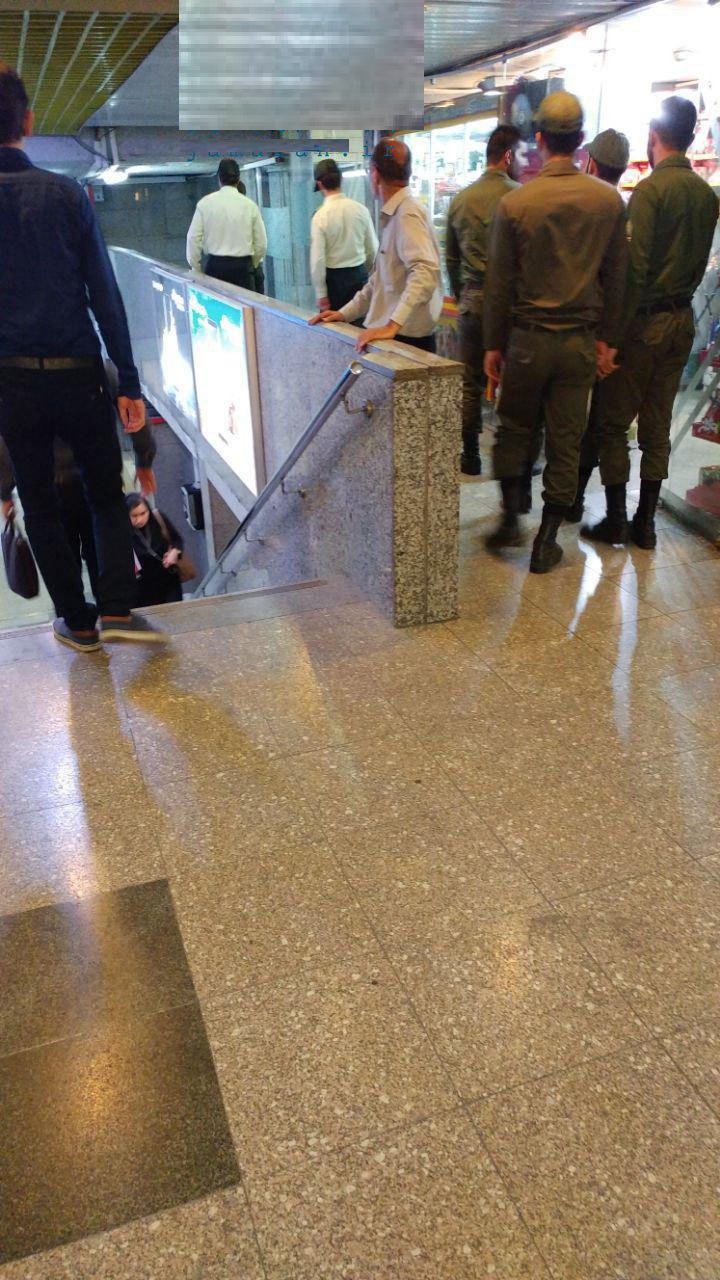 حضور پررنگ نیروهای‌انتظامی در ایستگاه مترو +عکس