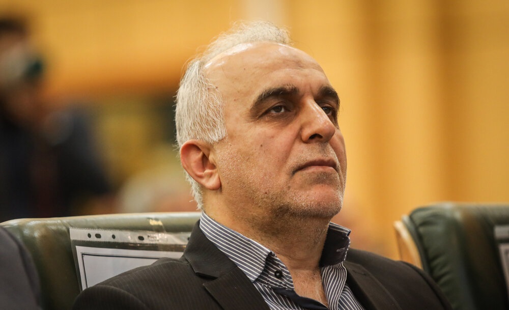 وزیر اقتصاد: بعد از شهادت سردار سلیمانی به ما فشار وارد شد که بورس را ببندیم