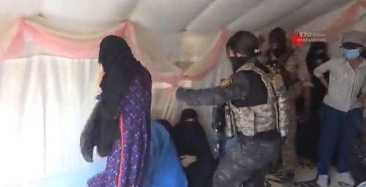 لحظە تکان دهنده نجات دختر ربوده‌ شده توسط داعش + فیلم