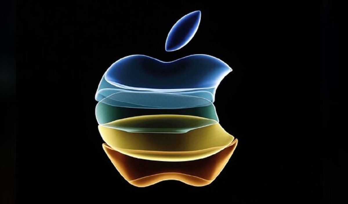 اپ استور اپل گلوگاهی برای کنترل بازار/ مدیرعامل اپل: بازار توسعه‌دهندگان کاملا رقابتی است