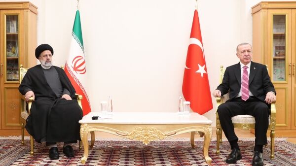 دیدار روسای جمهور ایران و ترکیه