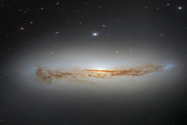 لحظه شگفت انگیز برخورد کهکشان ها + عکس