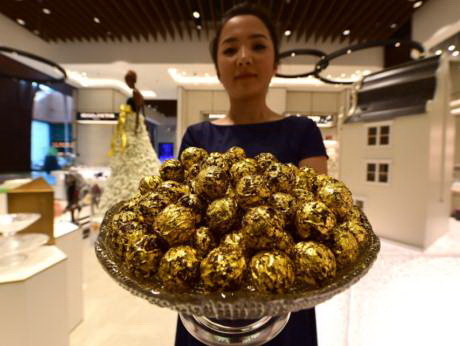 عرضه شکلات با طعم طلا در دوبی +عکس