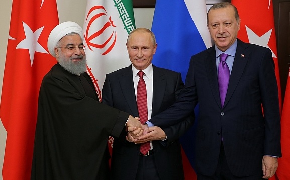 پوتین: ایران و ترکیه از گفتگوی ملی سوریه حمایت کردند 