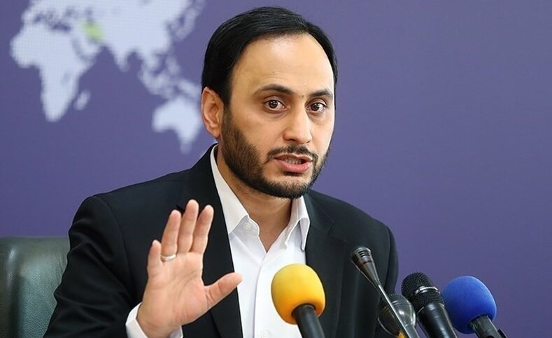 واکنش سخنگوی دولت به بازگشت علی کریمی به ایران