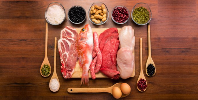 به جز گوشت قرمز چه خوراکی‌هایی پروتئین دارند؟ 