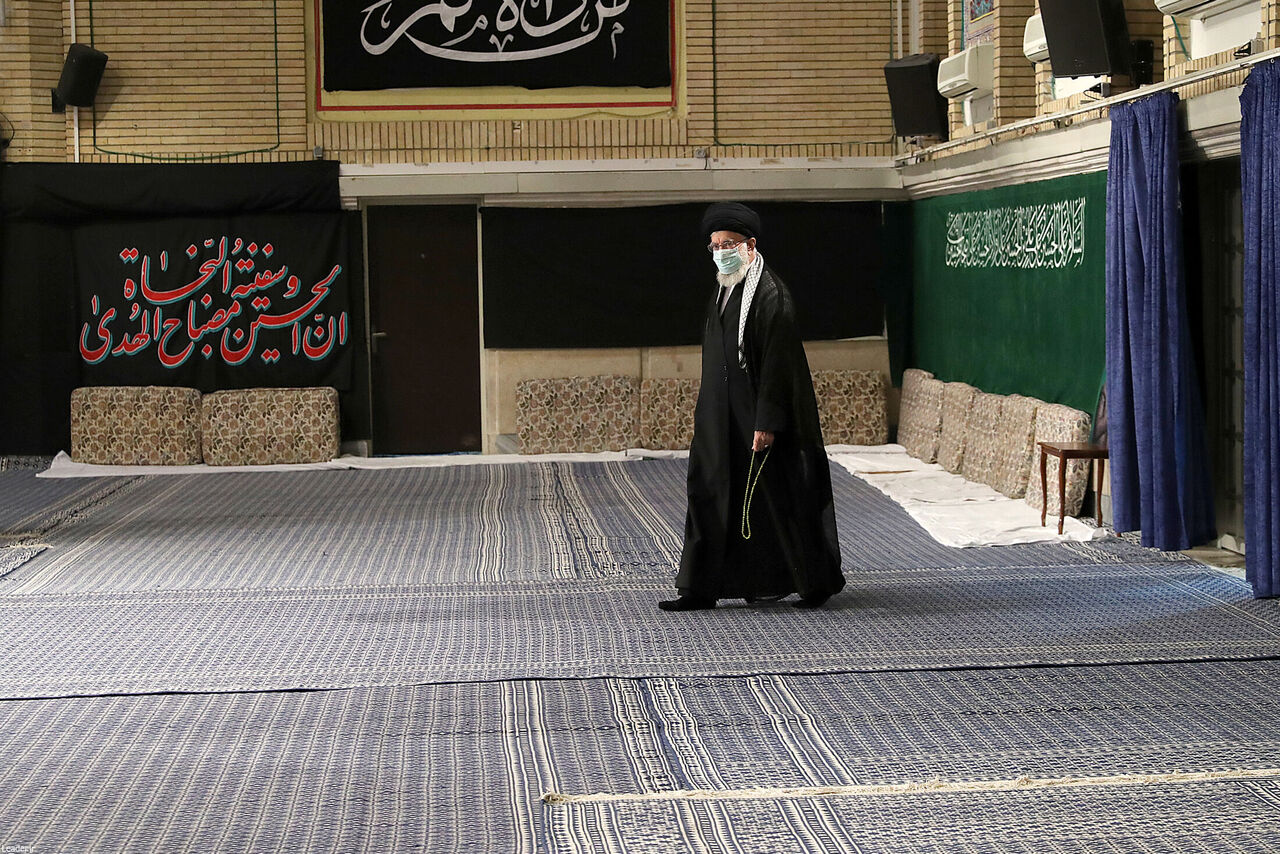 اولین شب مراسم عزاداری در حسینیه امام خمینی (ره)