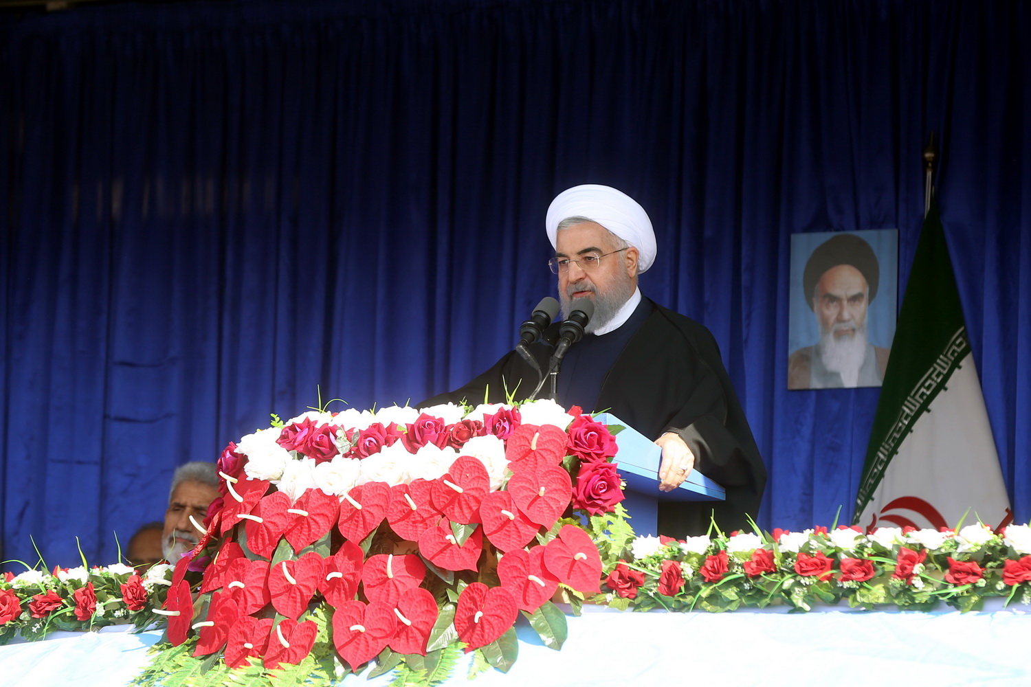 روحانی: از مهر سال‌۹۷ گاز به زابل می‌رسد/ بزرگ‌ترین بندر آینده ایران، چابهار خواهد بود/ آغاز ۲۲طرح بزرگ در دولت دوازدهم در سیستان و بلوچستان