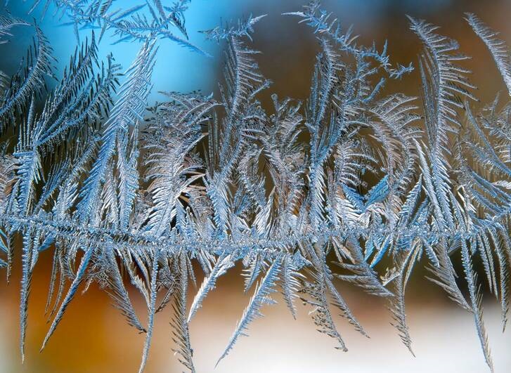 تصاویر زیبا از بلورهای یخی