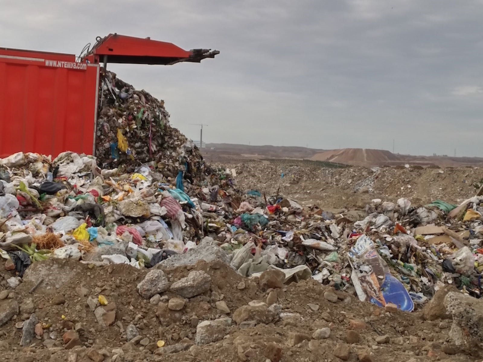 دفن ژاپن زیر زباله‌های بازیافتی به دلیل توقف واردات چین