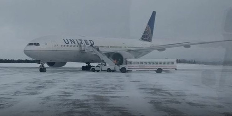 مسافران یک پرواز ۱۴ساعت در دمای زیر صفر گرفتار شدند