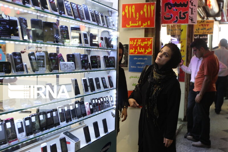کشف ۱۰۰فقره موبایل‌قاپی در تهران