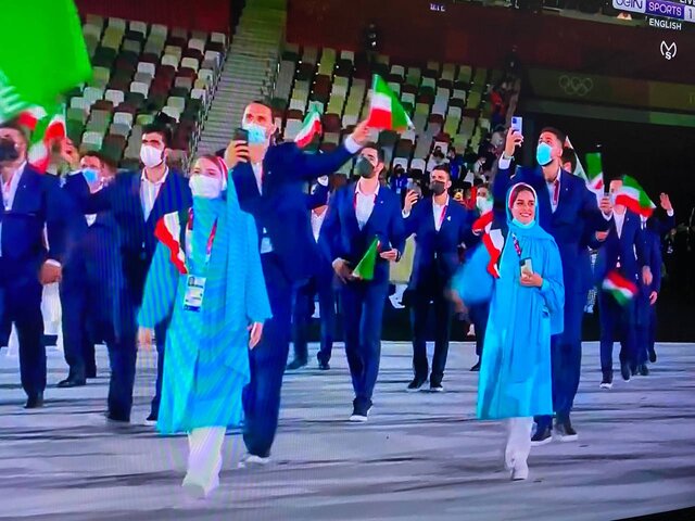 ایران رژه رفت؛ با همان لباس ها!