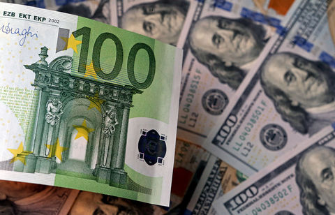 صعود یورو به قله ۱.۵ ساله