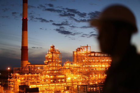 لهستان نیز به صف مشتریان نفت ایران پیوست