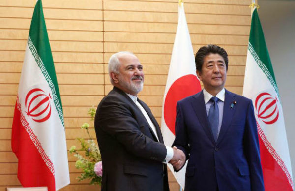 دیدار ظریف و نخست وزیر ژاپن +فیلم